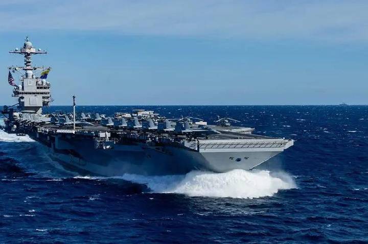 EUA anunciam chegada do maior porta-aviões do mundo à América Latina