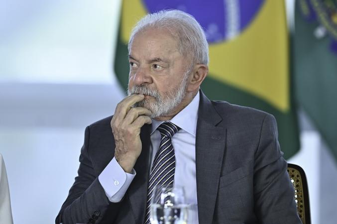 Lula se irrita com ministros e pede agilidade no Plano de Contingência