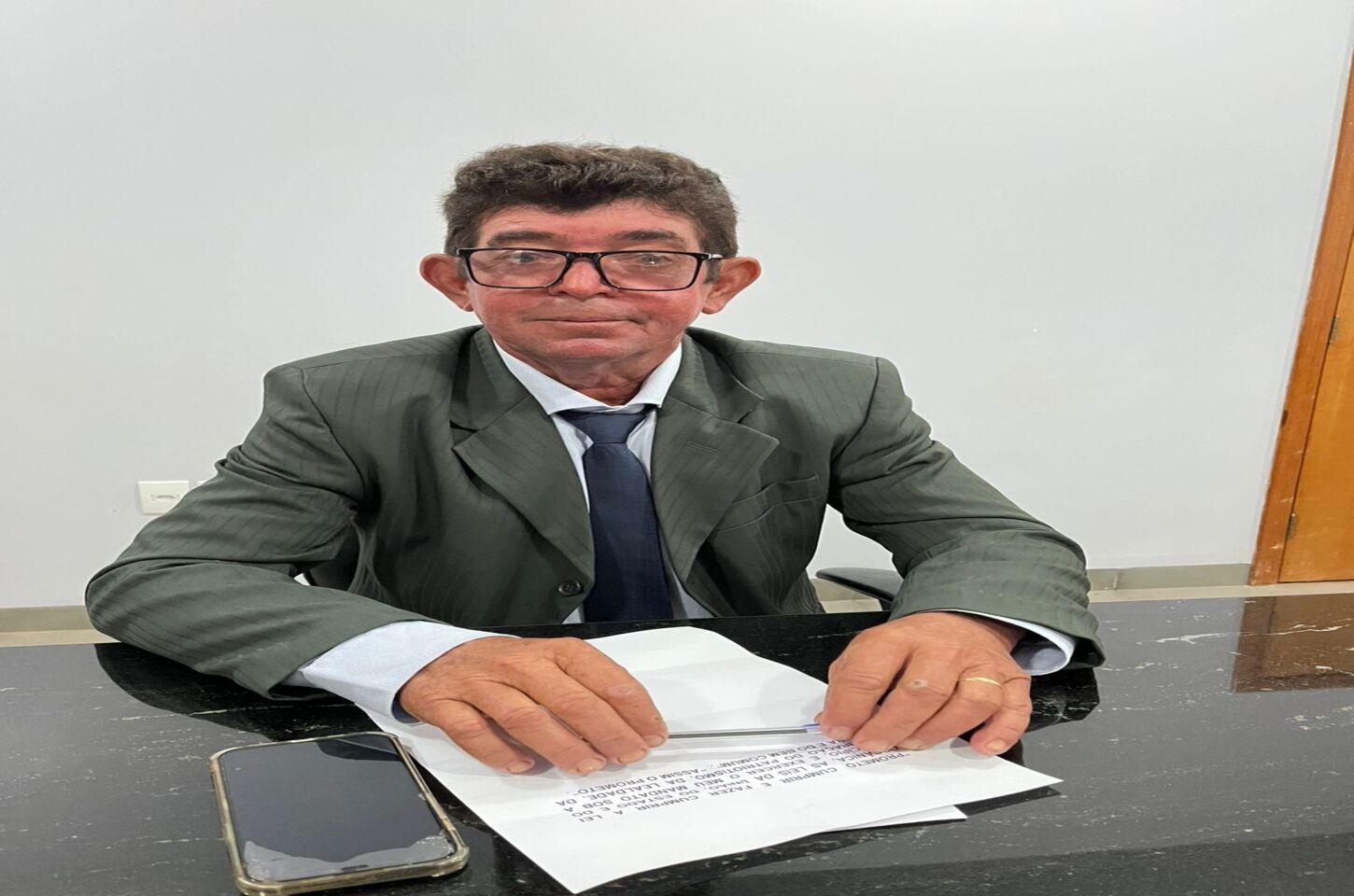 Vereador “Manico da Tibagi” toma posse na Câmara Municipal de Brasnorte