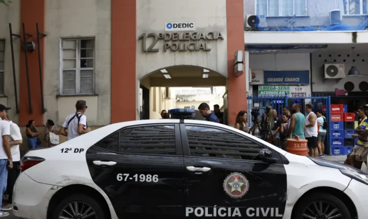 Estupro coletivo de estudante choca o Rio. Subsecretário, pai de um dos foragidos, é afastado do cargo