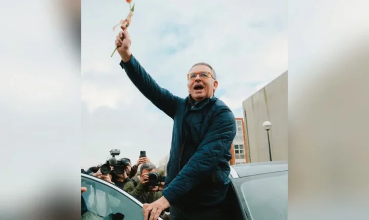 Portugal: presidente eleito, António José Seguro, faz 1º discurso